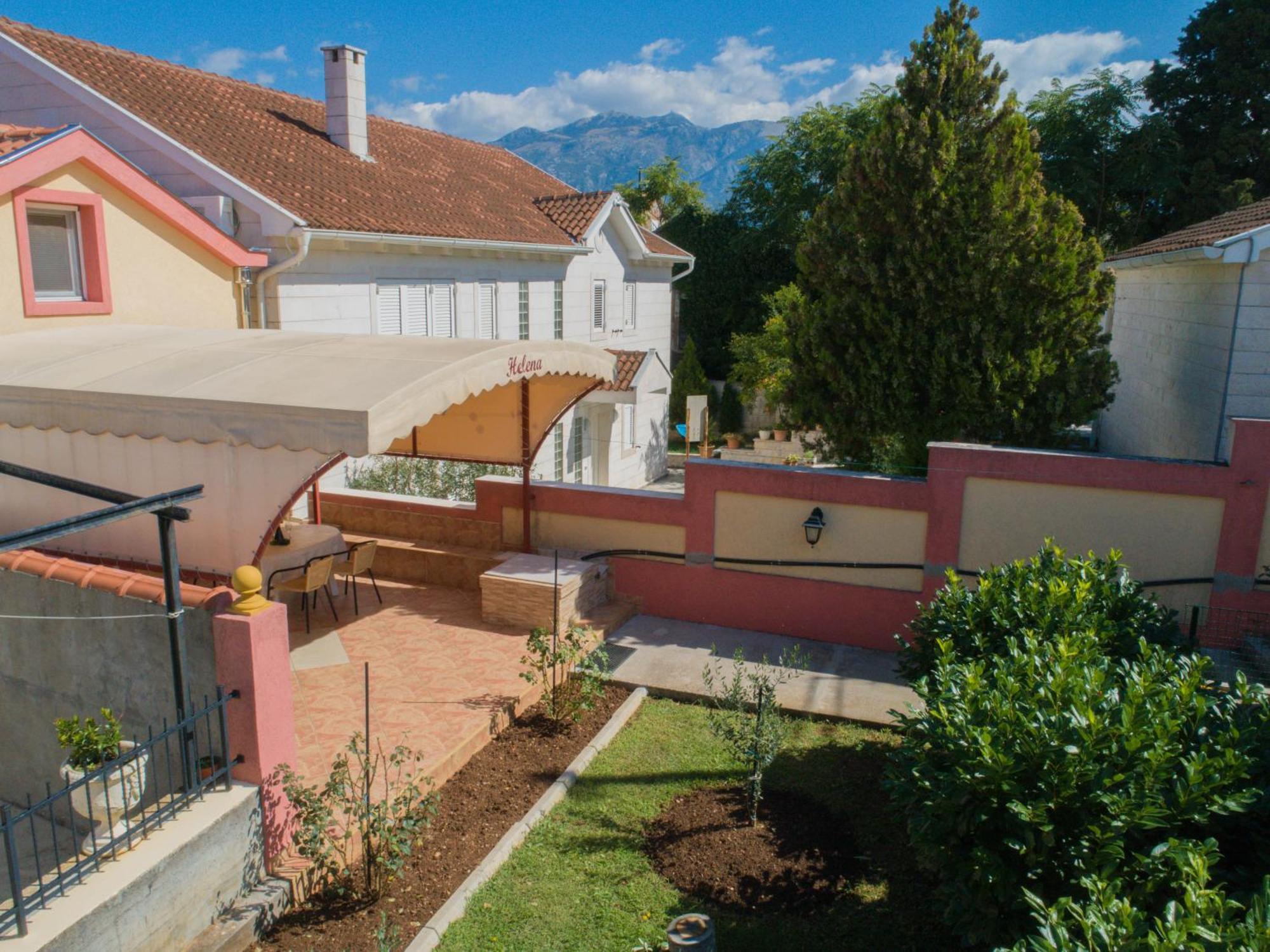 Porto Del Sole Apartments Тиват Экстерьер фото
