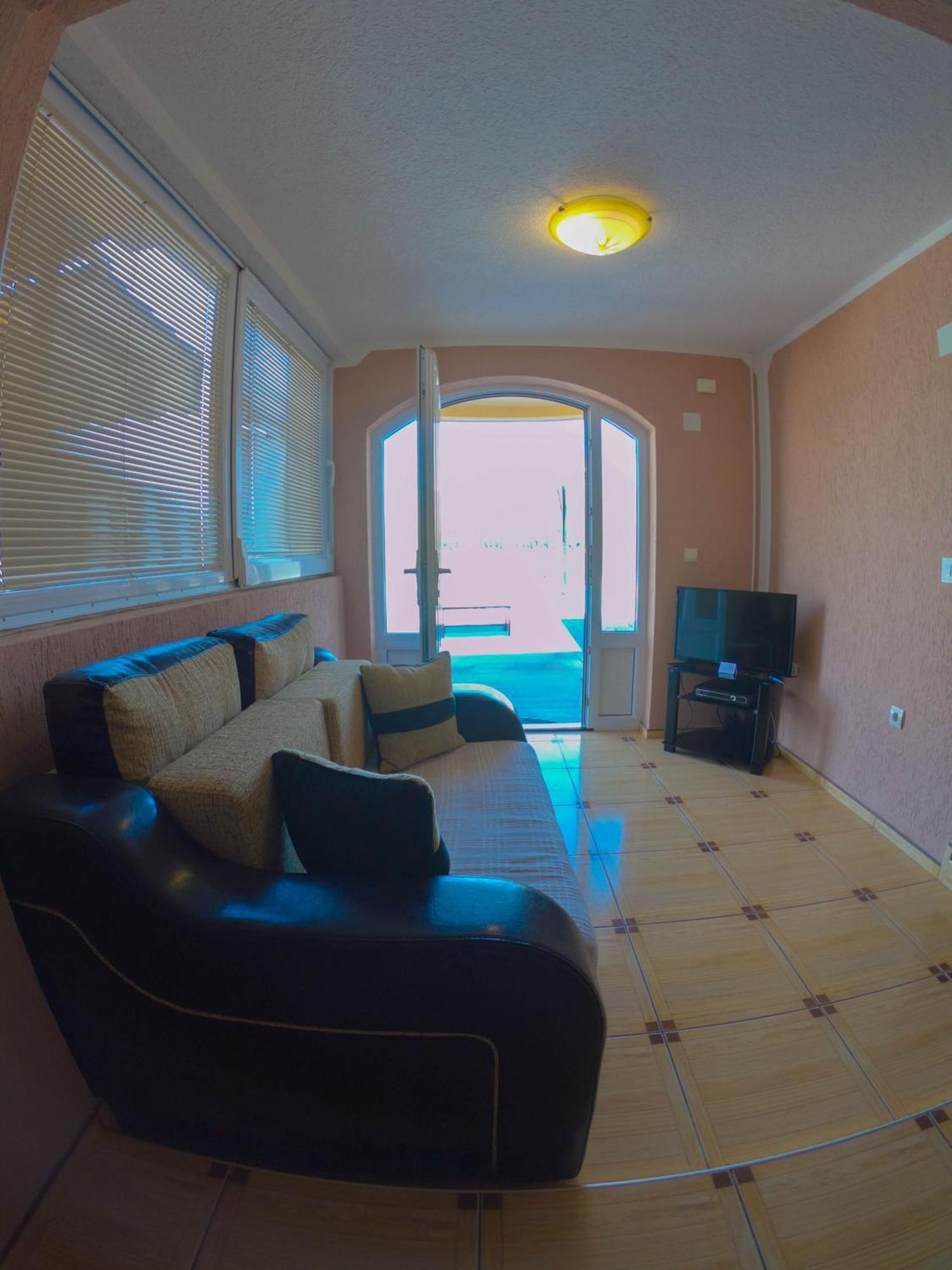 Porto Del Sole Apartments Тиват Экстерьер фото
